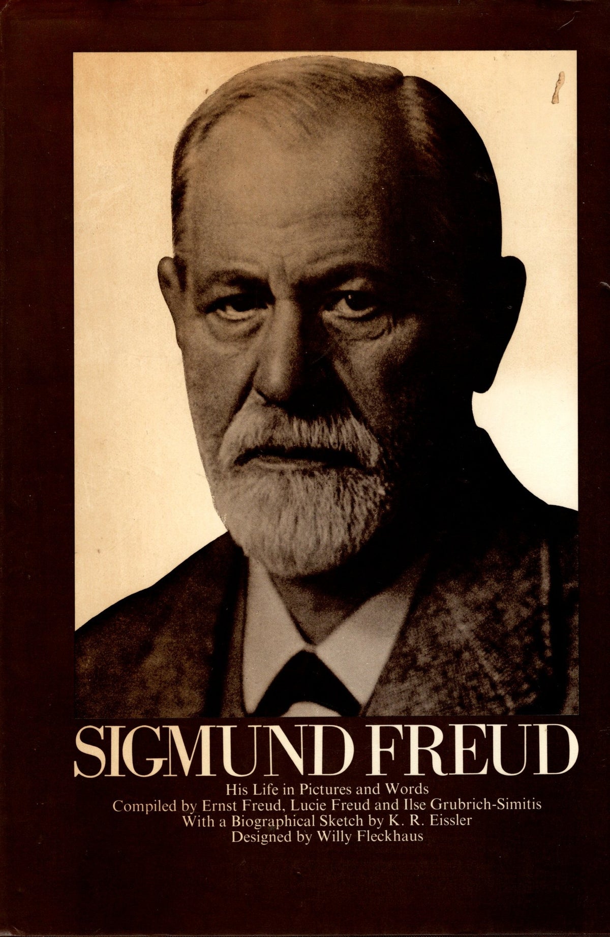 Sigmund Freud: His life in pictures and words